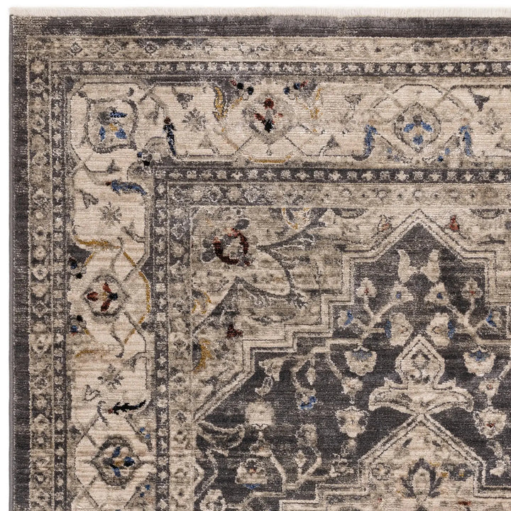 Sovereign Charcoal Medallion    beUNIQ