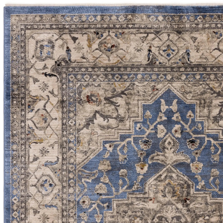 Sovereign Blue Medallion    beUNIQ