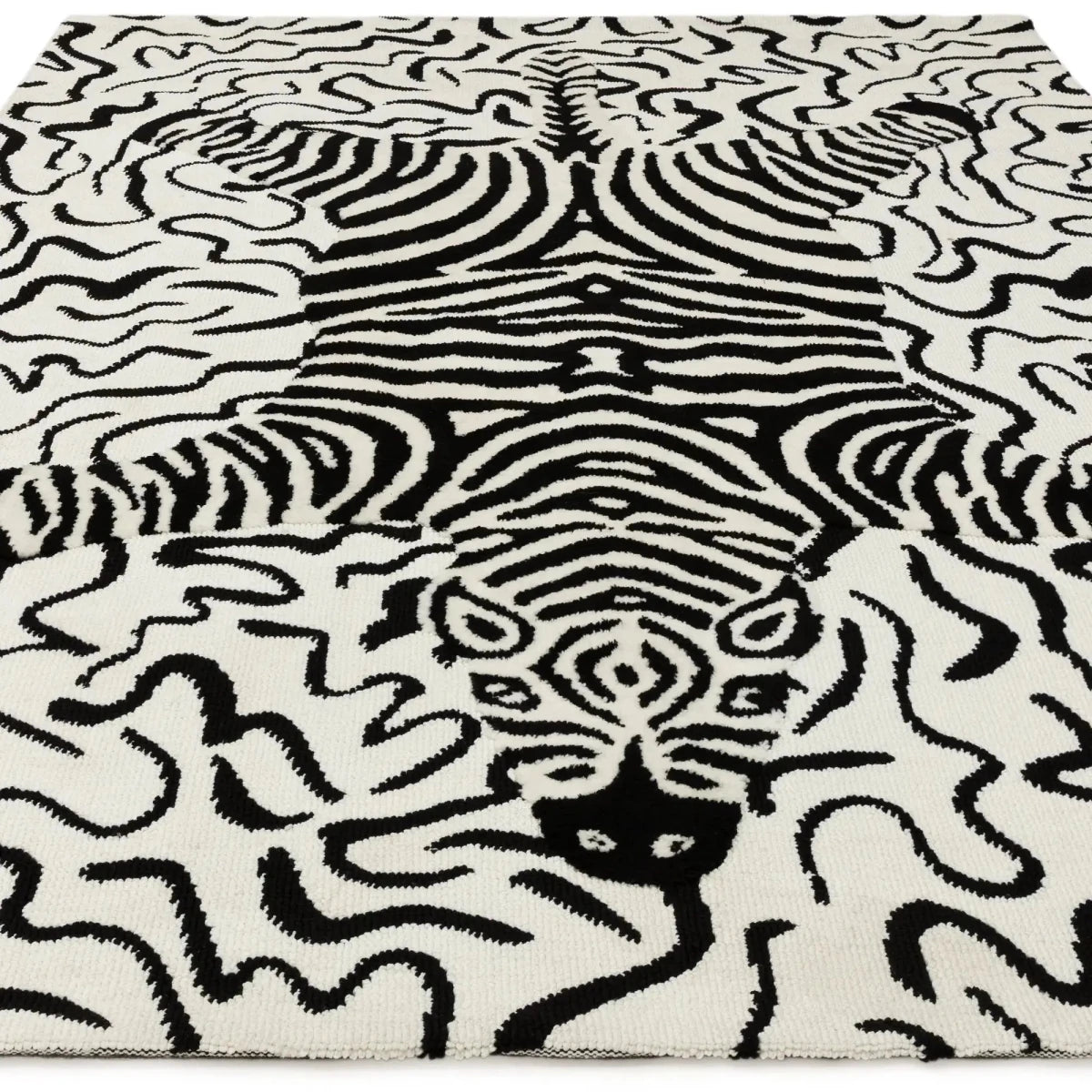 Wilder Zebra - beUNIQ - asia1 - 200x290 -