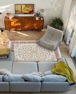 Graceful Cream – Classic Cream & Red Rug - beUNIQ