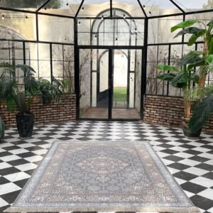 Grey classic rug beuniq