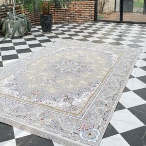 Royal Elegance Silver Persian Rug - beUNIQ
